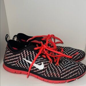 Nike Black and Red Zigzag Sneakers